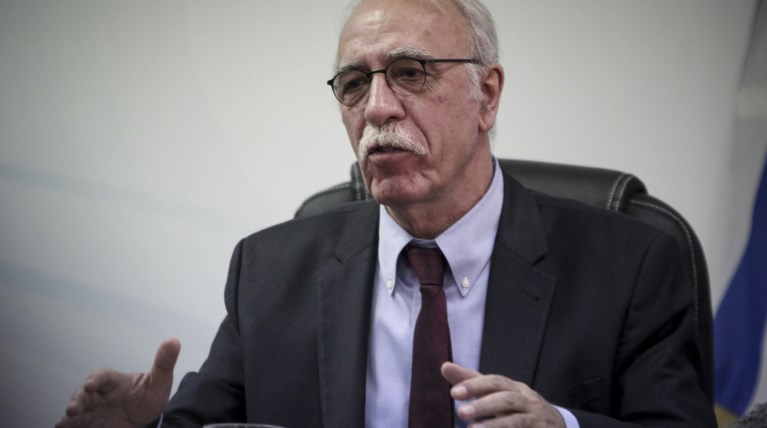 Βίτσας: Σπέκουλα και αθλιότητα τα περί κακοδιαχείρισης στο προσφυγικό