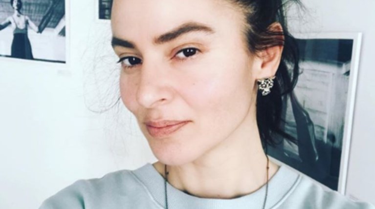 Ζενεβιέβ Μαζαρί: ποια είναι η "δολοφονική" art director του GNTM