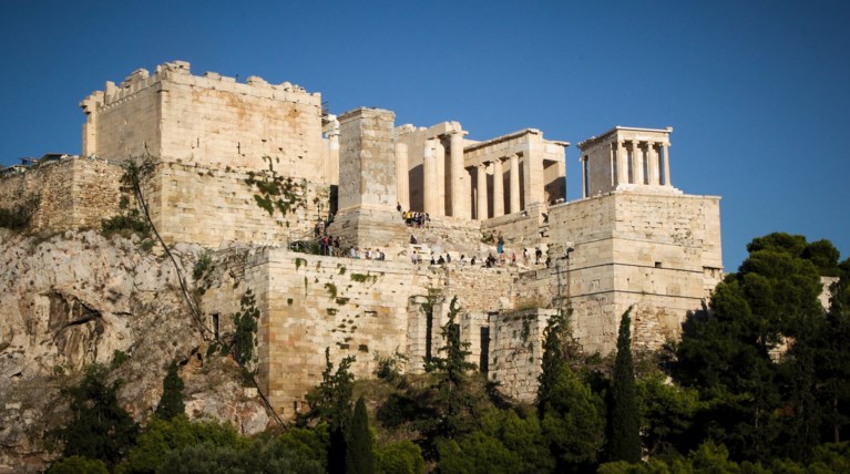 ΥΠΟΙΚ: Δεν θα μεταβιβαστούν στο Υπερταμείο αρχαιολογικοί χώροι και αιγιαλοί