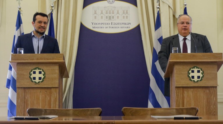 "Καρφιά" Κοτζιάς-Παππά σε Καμμένο: Οι υπουργοί δεν πρέπει να μιλούν πολύ