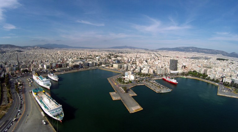 Bloomberg:Το λιμάνι του Πειραιά θα γίνει το Νο1 λιμάνι σε Μεσόγειο & Ευρώπη