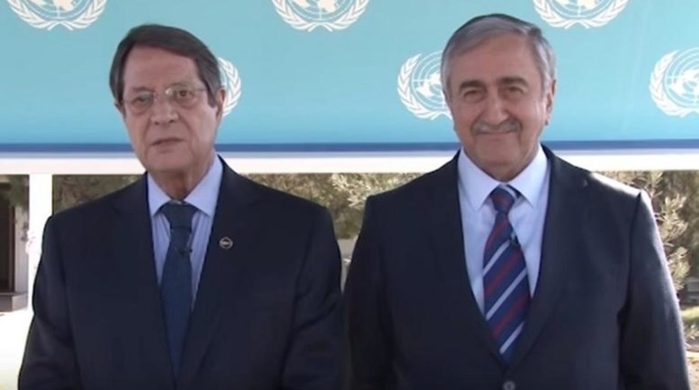 Ο Μ. Ακιντζί καλεί τον Ν. Αναστασιάδη σε συνάντηση πριν τις 29 Οκτωβρίου