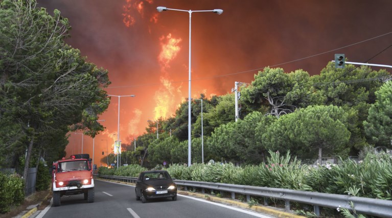 ΟΧΙαλάκι» οι ευθύνες για την εκκένωση στο Μάτι μεταξύ δήμου - πυροσβεστικής