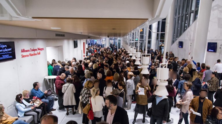 Πάνω από 5.000 θεατές για τα "χρόνια πολλά" του Μ. Χατζιδάκι