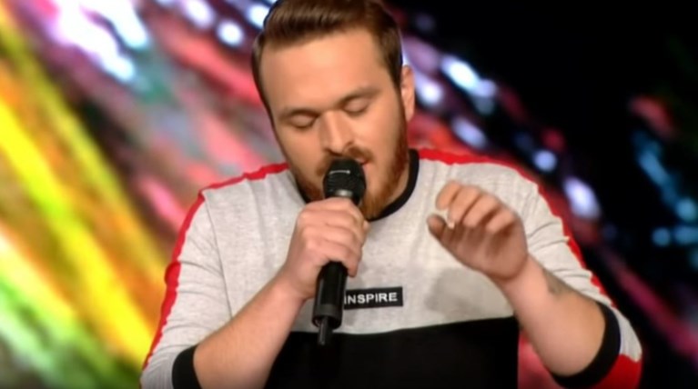 The Voice: Αφιέρωσε το τραγούδι στο κορίτσι του που «έφυγε» από τη ζωή