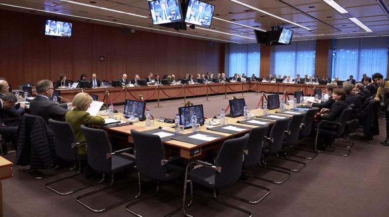 Πηγές ΥΠΟΙΚ: Σύγκλιση αλλά και εκκρεμότητες για τις συντάξεις