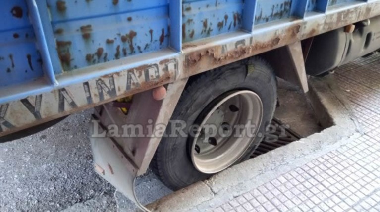 Έσκασε το λάστιχο, εκτοξεύθηκε ο τάκος και τραυμάτισε φοιτήτρια