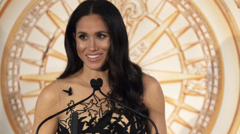 Μέγκαν Μαρκλ: Η μάλλον αποτυχημένη προσπάθειά της να ντυθεί πριγκίπισσα
