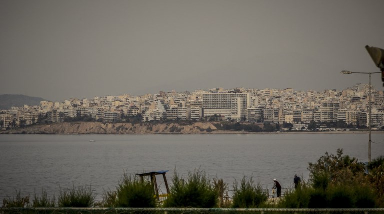 Aφρικανική σκόνη, υγρασία, ομίχλη και ζέστη την Παρασκευή