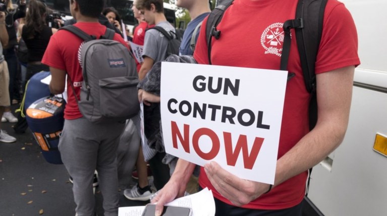 Φλόριντα: Ένοπλος άνοιξε πυρ μέσα σε σχολή γιόγκα-νεκροί και τραυματίες