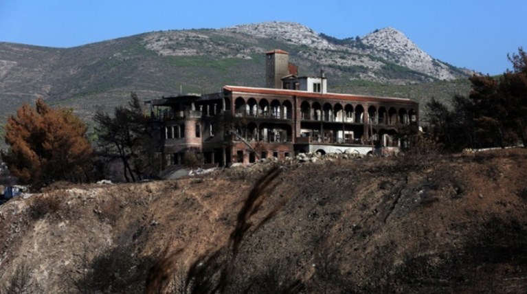 Νια Βαρντάλος και Τζον Στάμος, ενώνουν δυνάμεις για το Λύρειο