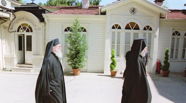 Αντιδράσεις από τους Μητροπολίτες - Δυσφορία από το Φανάρι