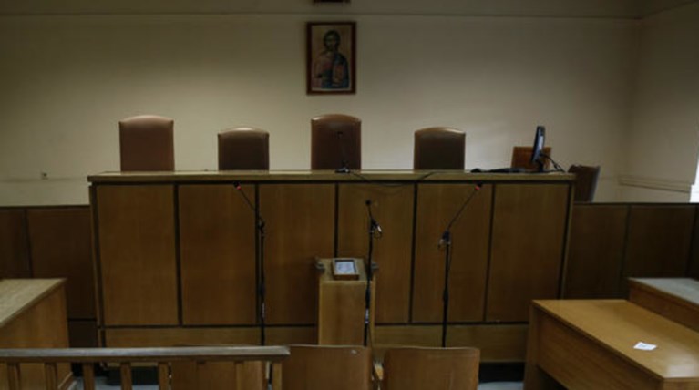 Η Ελένη Ράικου κατέθεσε αγωγή κακοδικίας κατά της Ελένης Τουλουπάκη