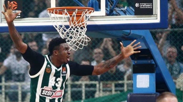Euroleague: Ο Παναθηναϊκός κέρδισε 93-80 τον Ολυμπιακό