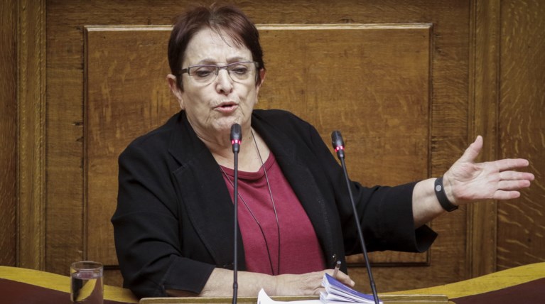 Παπαρήγα: Δεν πειράζονται τα ιερά & τα όσια της καπιταλιστικής ιδιοκτησίας
