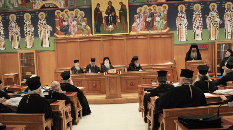ΟΧΙ Το «ιερό» παρασκήνιο πριν από την κρίσιμη συνεδρίαση της Ιεραρχίας