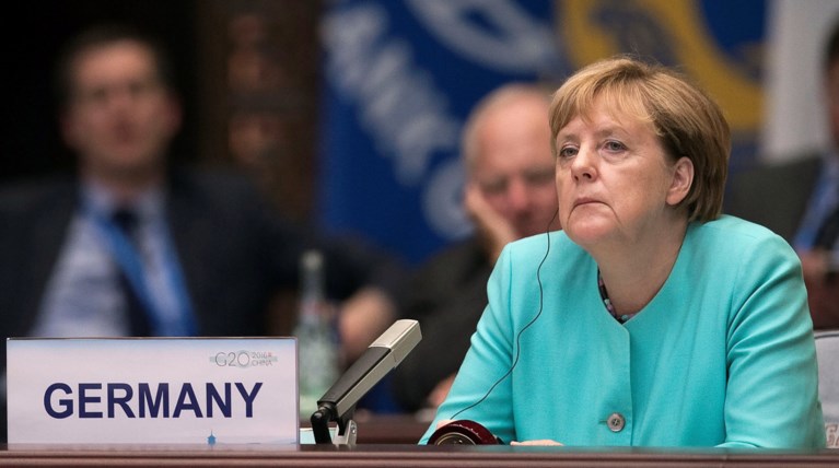 Δημοσκόπηση: Το 56% θέλει η Μέρκελ να ολοκληρώσει την θητεία της
