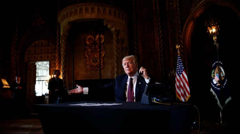 Νέα πρόκληση Τραμπ: Δίνει άδεια στον στρατό να πυροβολήσουν μετανάστες