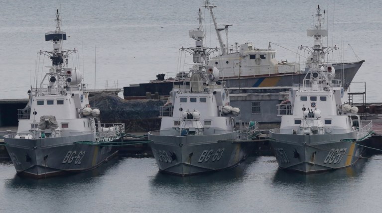 Κομισιόν προς Ρωσία: Αφήστε τα πλοία του ουκρανικού ναυτικού