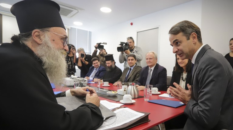 Μητσοτάκης: Οχι στη μονομερή αλλαγή του εργασιακού καθεστώτος κληρικών