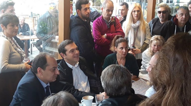 Επίσκεψη Τσίπρα στο Μάτι και συνάντηση με πυρόπληκτους