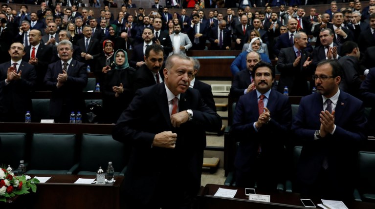 Κάλεσμα Ερντογάν για αποκλιμάκωση σε Πούτιν και Ποροσένκο