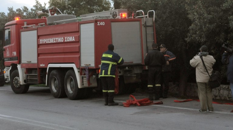 Λαύριο: Πυρκαγιά σε Κέντρο προσφύγων, απεγκλωβίστηκαν οκτώ άτομα