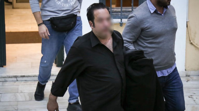 «Μπαλάκι» οι ευθύνες για την υπόθεση με τον ενεχυροδανειστή