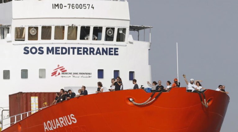 Ρίχνει άγκυρα το Aquarius: Τέλος στις διασώσεις προσφύγων