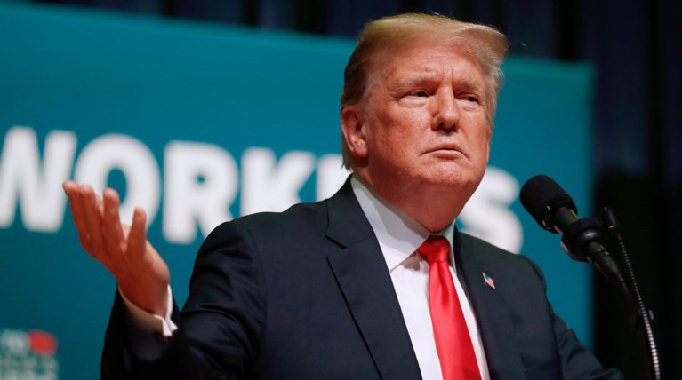 Τραμπ: "Κυνήγι μαγισσών" η επιβολή ποινής στον Κόεν