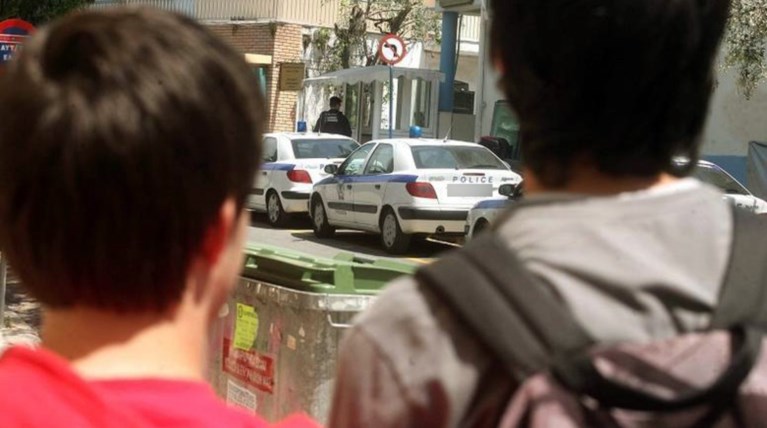Δεκαεξάχρονος είχε "ρημάξει" συγκρότημα κατοικιών στην Κυλλήνη