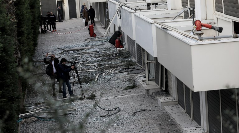 Μεγάλες ζημιές από τη βόμβα πέντε κιλών στον ΣΚΑΪ