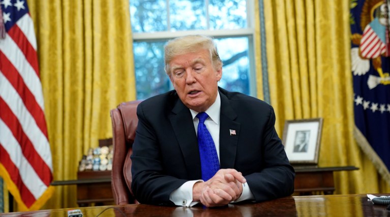 Απίστευτος Τραμπ: "Το Twitter μπλοκάρει τους followers μου"