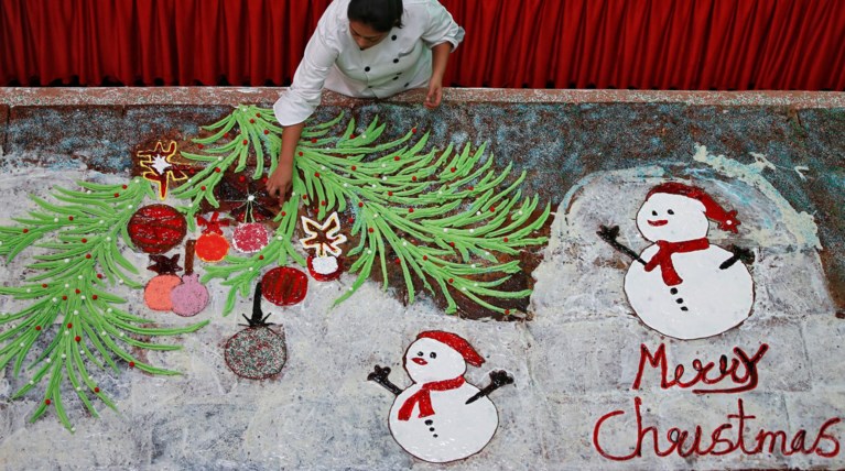 Δείτε το πιο εντυπωσιακό χριστουγεννιάτικο κέικ στον κόσμο