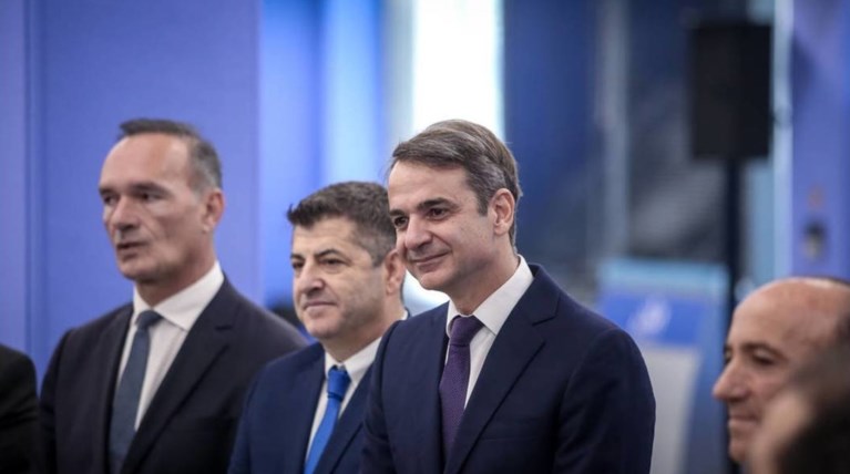 Μήνυμα Μητσοτάκη στην Αλβανία με τα χριστουγεννιάτικα κάλαντα