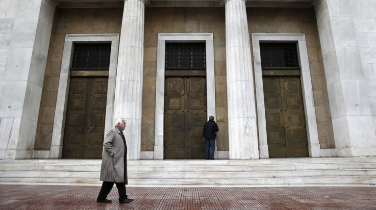 Handelsblatt: Τα κόκκινα δάνεια κρίνουν την έξοδο στις αγορές