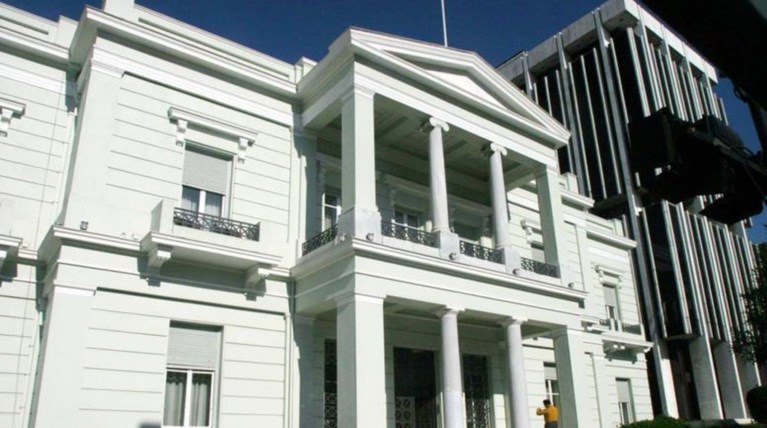 Εισηγήσεις να έρθει το Γενάρη η συμφωνία των Πρεσπών στη Βουλή