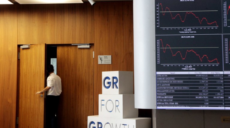 Ισχυρές πιέσεις στο ΧΑ, κάτω από τις 600 μονάδες ο ΓΔ