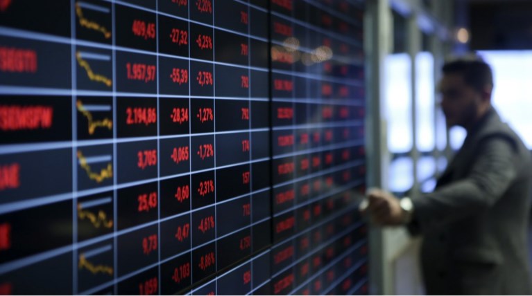ΧΑ: Με απώλειες 23,56% και υποχώρηση 11 δισ. ευρώ το 2018