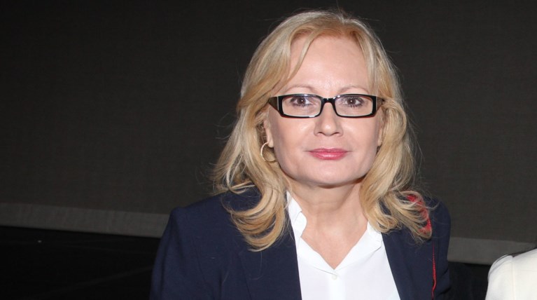 Περιπέτεια για την Νικολούλη - εγκλωβισμένη επί ώρες μέσα στο χιόνι[Βίντεο]