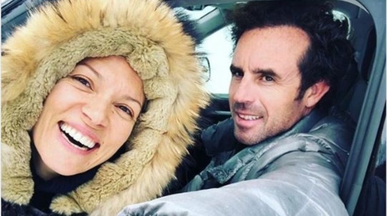 Βίκυ Καγιά: Oι selfies με τον σύζυγό της στα χιόνια