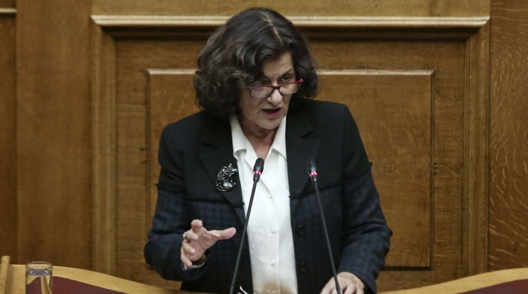 Τα μέτρα «ανάσα» για τους πολίτες παρουσίασε η Θ. Φωτιού