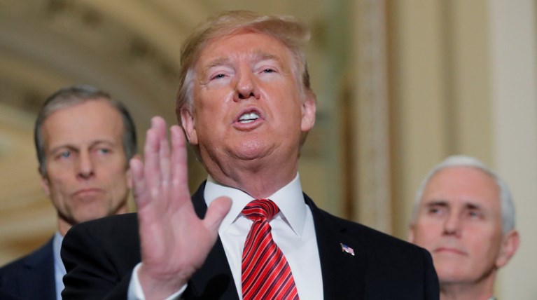 Ανυποχώρητος ο Τραμπ για το τείχος στο Μεξικό