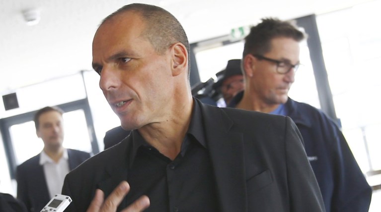 Βαρουφάκης: Σεξιστής, εθνικιστής και ανισόρροπος ο Καμμένος