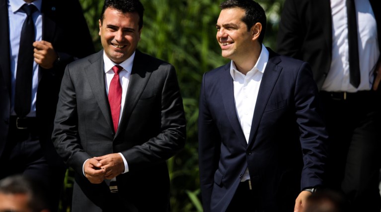 Συγχαρητήρια Τσίπρα σε Ζάεφ για την αναθεώρηση