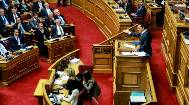 Το Μαξίμου επιμένει σε debate Τσίπρα-Μητσοτάκη για "Πρέσπες"