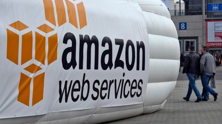 BBC: Σύσταση Amazon σε εμπόρους να προετοιμαστούν για Brexit χωρίς συμφωνία