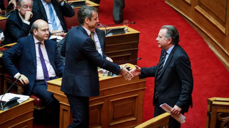 Γιατί δεν κατέθεσε η ΝΔ την πρόταση μομφής