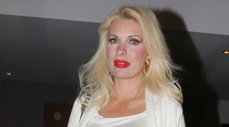 Η Ελένη μιλάει για πρώτη φορά: ο θάνατος του πατέρα της, το προσωπικό κενό