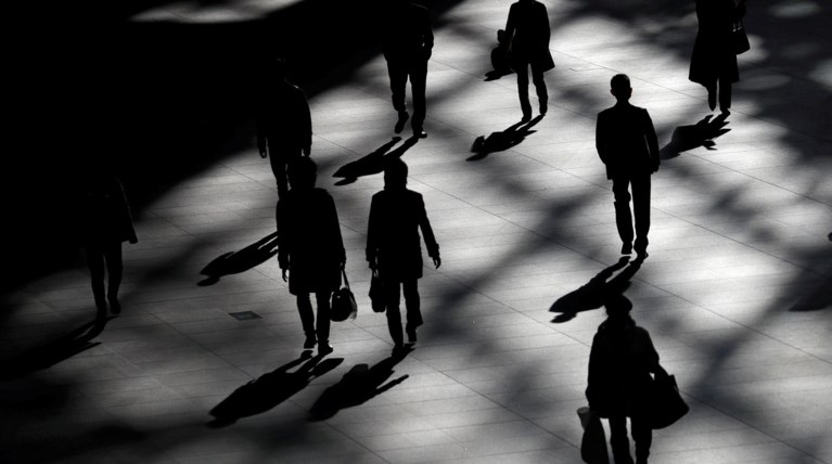 Αύξηση κατώτατου μισθού: Tι αλλάζει σε αποδοχές και επιδόματα